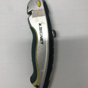 סכין חיתוך מקצועי Signet